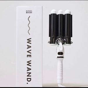 Bondi Boost hair natural-looking mermaid, beachy or boho waves.